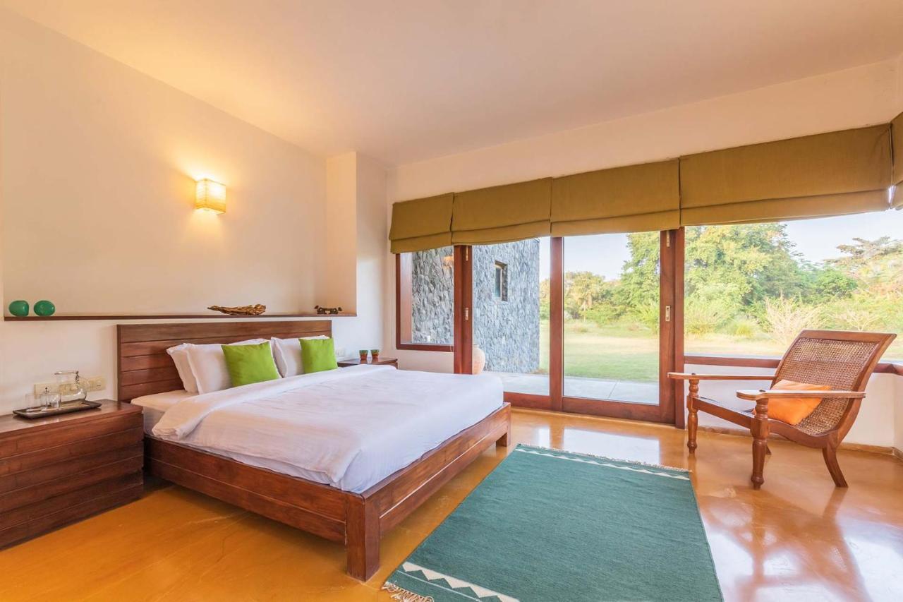 Jay House By Stayvista - Leisure Oasis With Pool, Snooker, Table Tennis & Foosball Fun Alībāg Exterior foto
